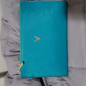 Vanessa Williams Elegant Teal Wristlet